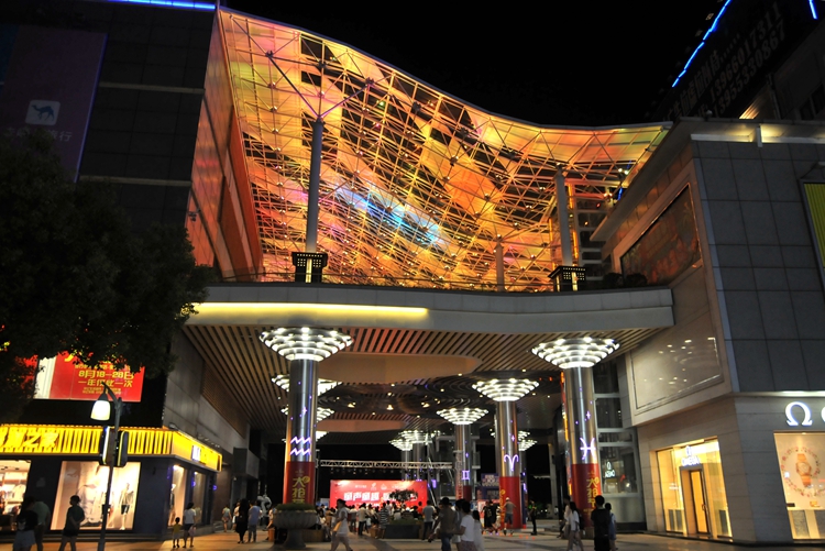 蕪湖步行街華億天橋 蕪湖步行街華億天橋