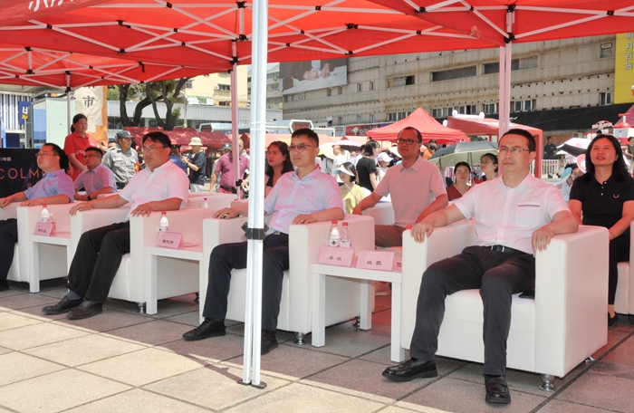 1655693168400410.jpg 2京東電器城市旗艦店蕪湖華億廣場店開業.jpg